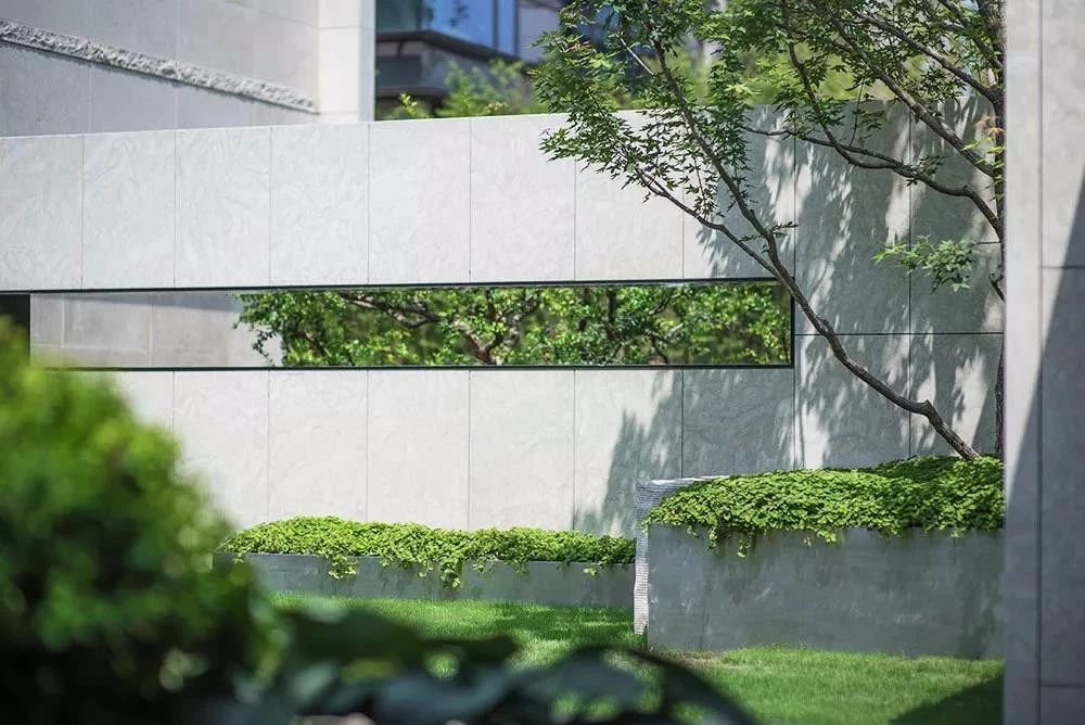 庭院“漏景”是一門藝術(shù)~中式庭院的造景巧思，步移景異，一步一景，你學會了嗎？