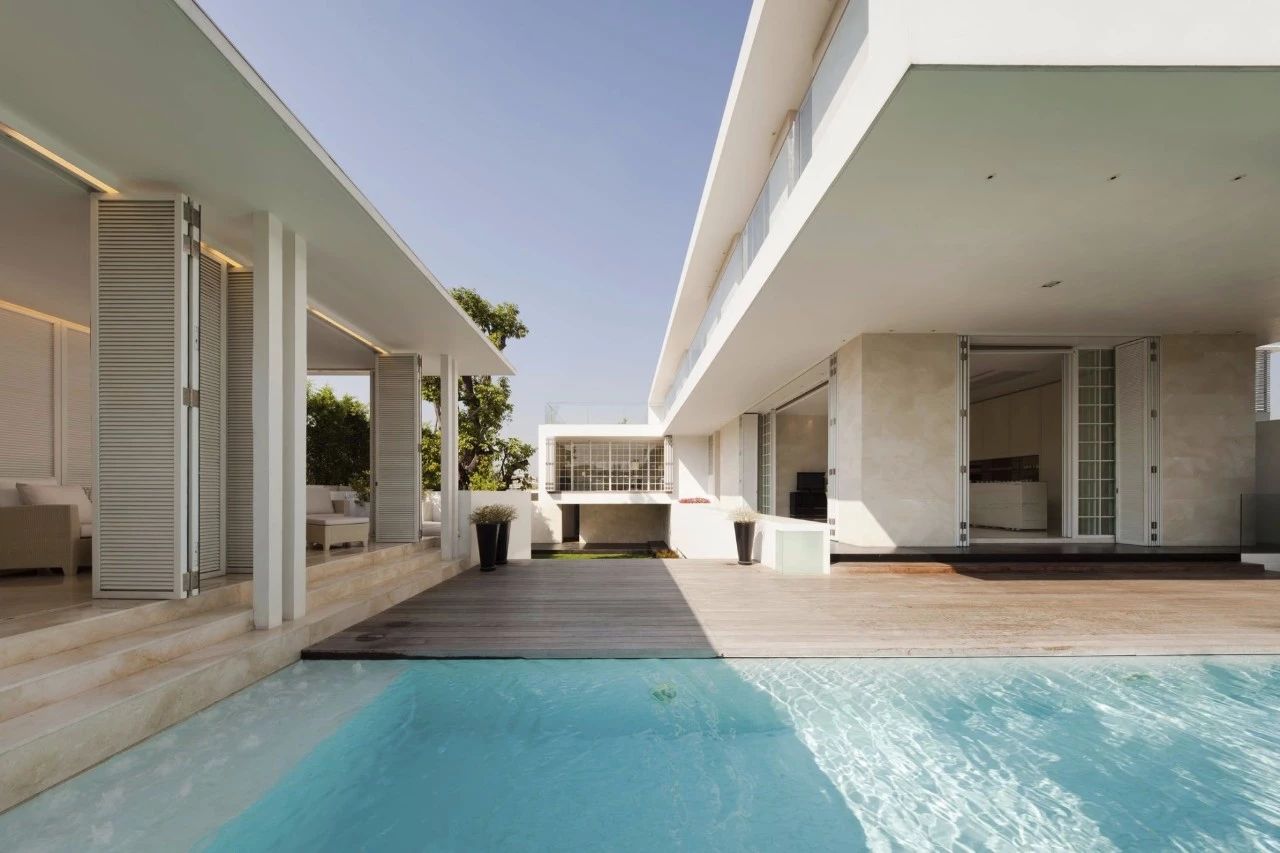 極簡(jiǎn)風(fēng)花園設(shè)計(jì)，玩轉(zhuǎn)它，其實(shí)也沒(méi)有想象中的那么難