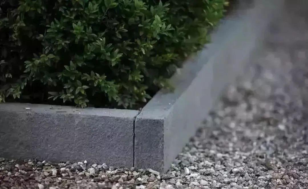 花園收邊，庭院設(shè)計(jì)中不可忽視的細(xì)節(jié)