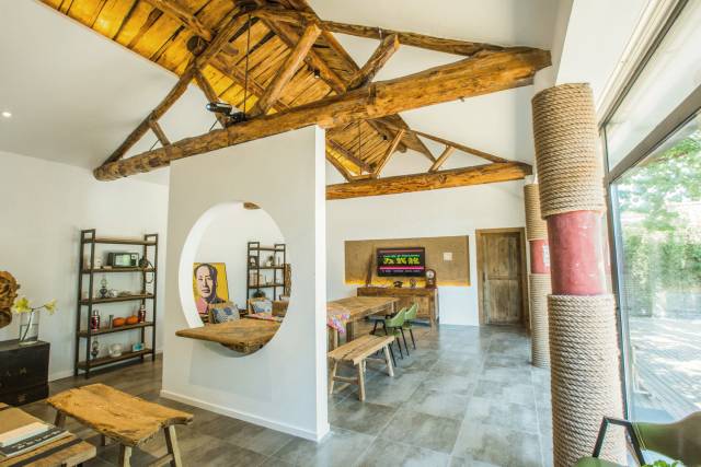 院子這樣改造太美啦，配上老磚墻，更帶感!濰坊庭院設(shè)計(jì)