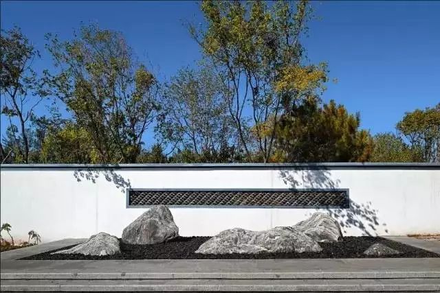 中式山水構(gòu)筑起的中式庭院，才是中國人最美的院子！