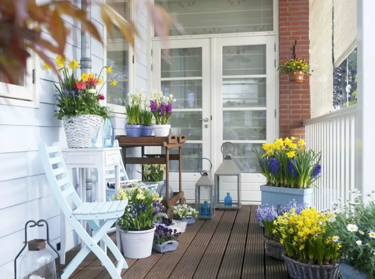 陽(yáng)臺(tái)和花園生活可以并存嗎？當(dāng)然！陽(yáng)臺(tái)花園打造攻略已附上！