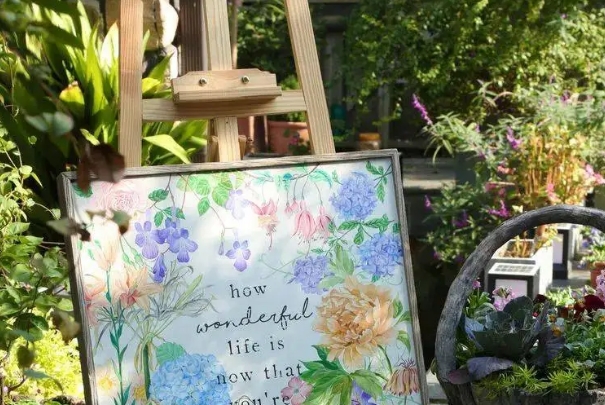 在一方庭院尋找生活的安謐，體會(huì)四季花開(kāi)的自然之美