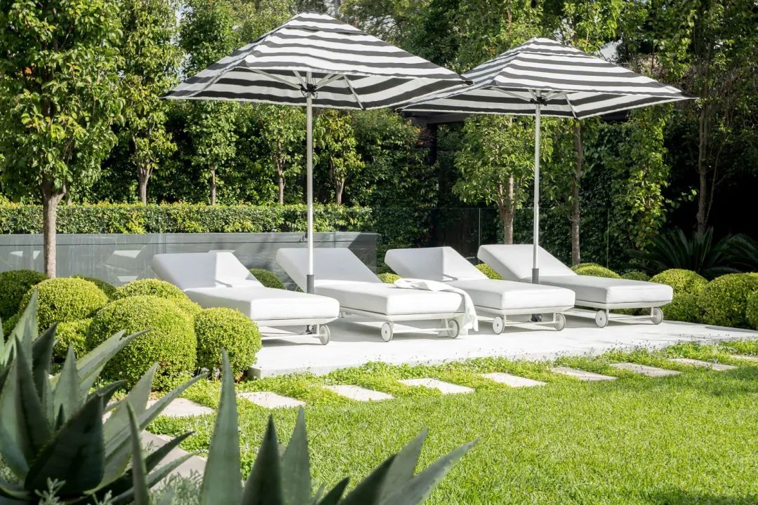 如何平衡傳統(tǒng)和時(shí)尚？現(xiàn)代風(fēng)花園告訴你！